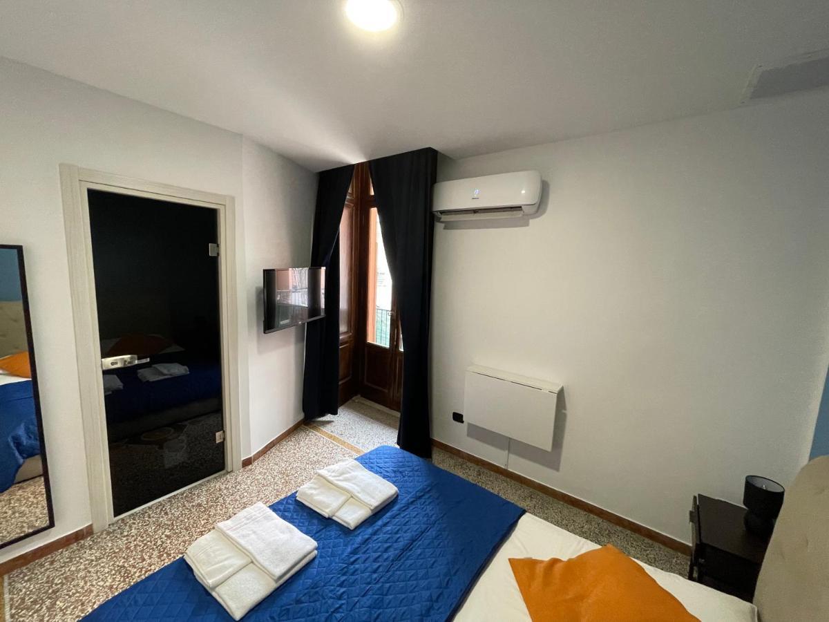 Gasthof Napoli Central City Neapel