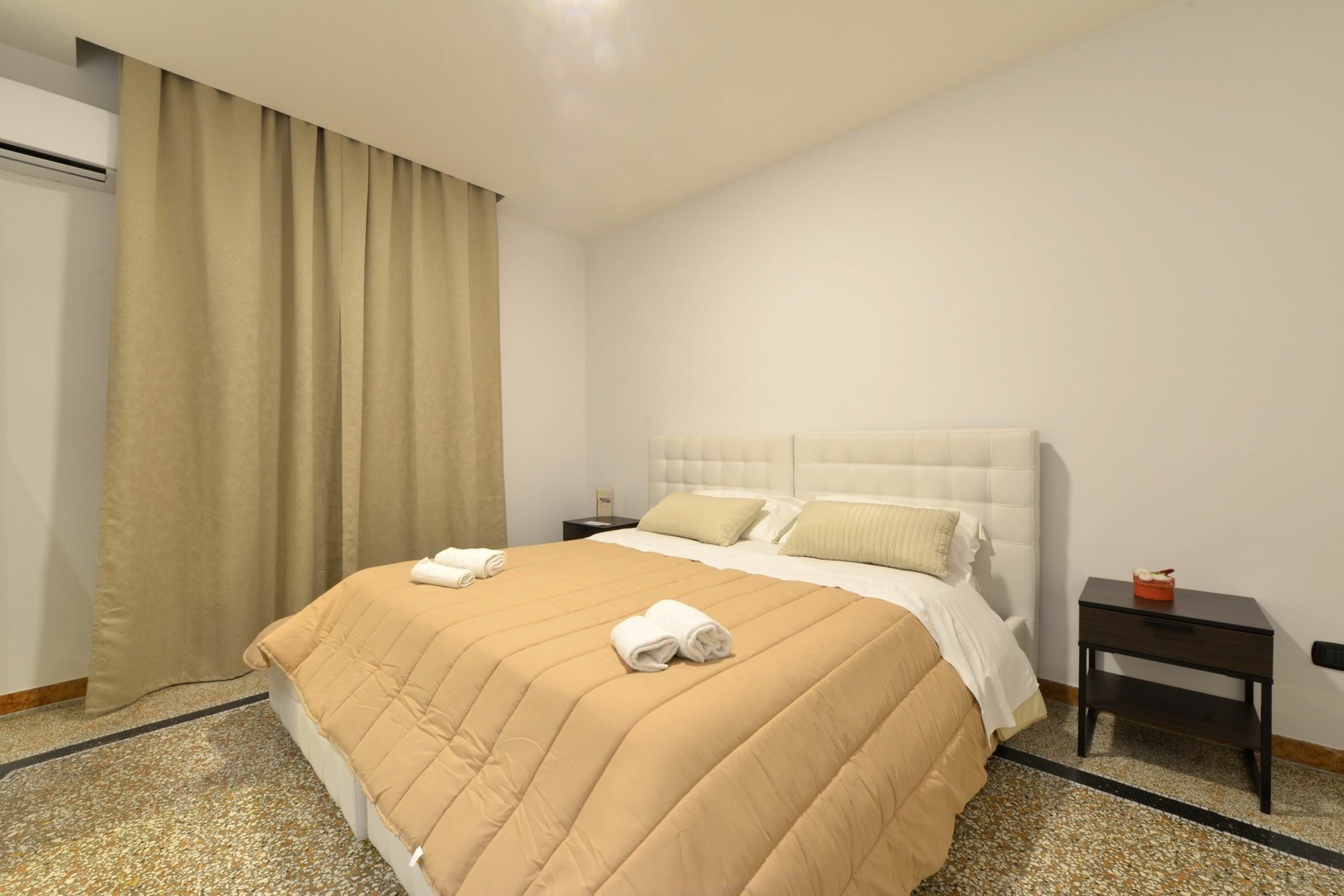 Napoli Central City Gasthof