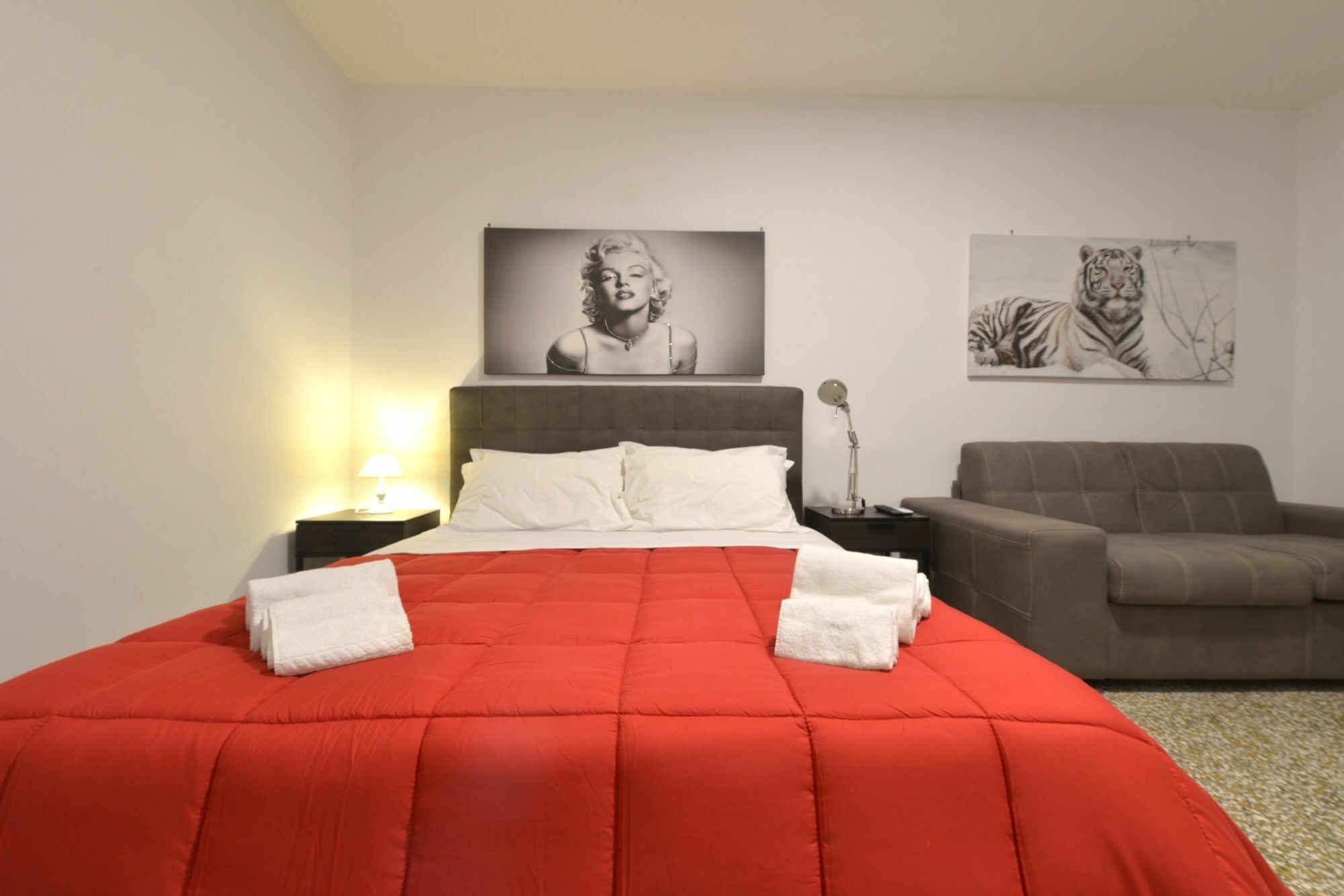 Napoli Central City 2* Neapel